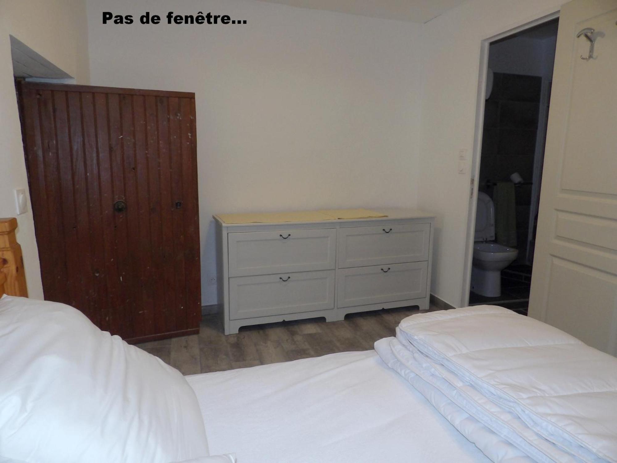 Studio Chez Steph Eyguières Εξωτερικό φωτογραφία